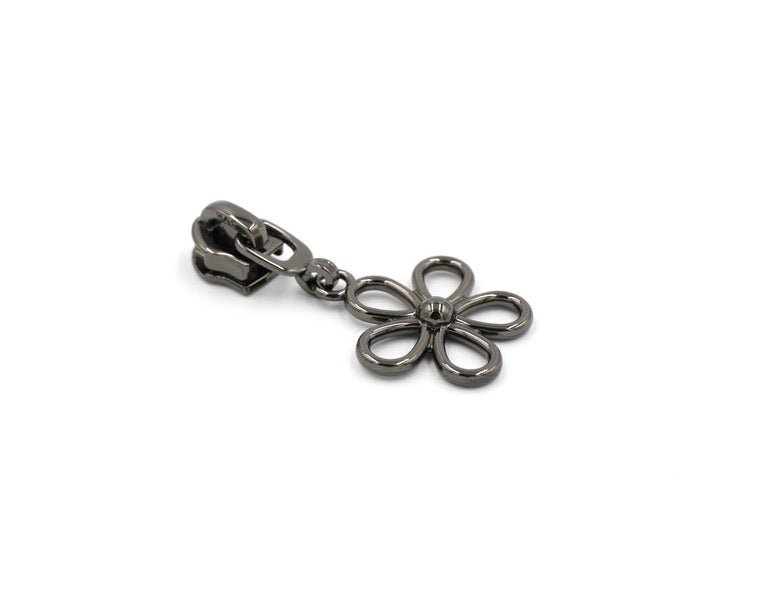 #5 Gunmetal Flower Pull