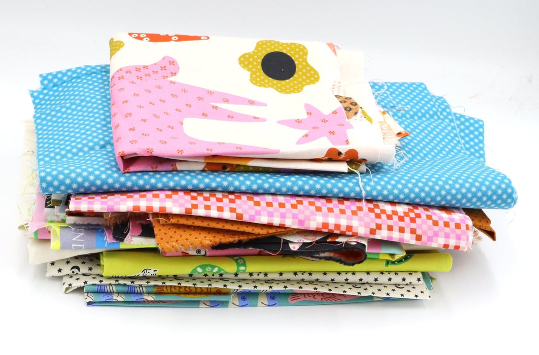 Alexia Abegg - Meadow Star, Lucky Lucky Scrap Bag 26 - Modern Fabric Shoppe