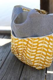 Noodlehead Go Anywhere Bag Tote Sewing Pattern- Beginner Friendly Bag