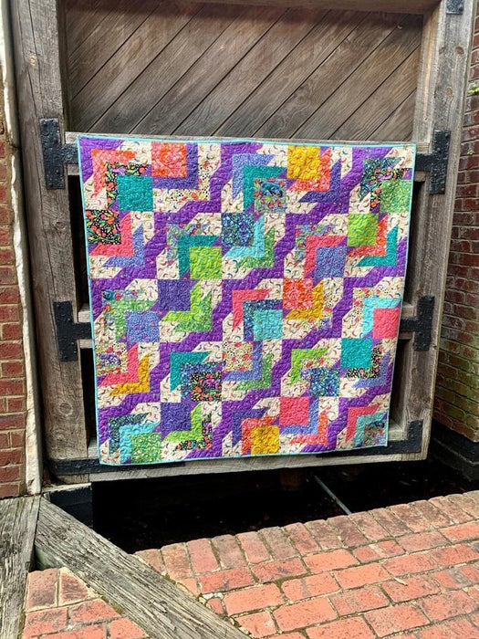 Party Favors Quilt Pattern By Sweet Tea Pattern Co. by Jennifer McClanahan