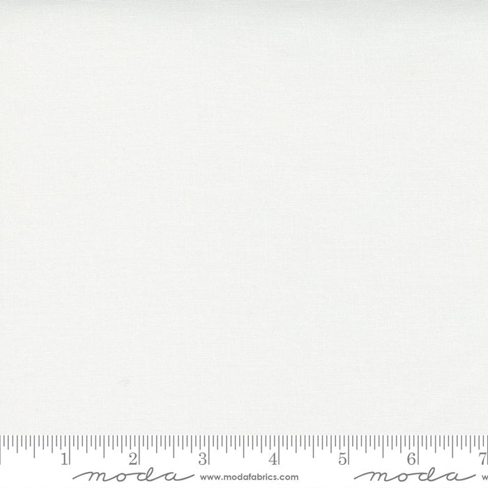 Moda Bella Solids - Off White 9900 200 - Half Yard - Modern Fabric Shoppe