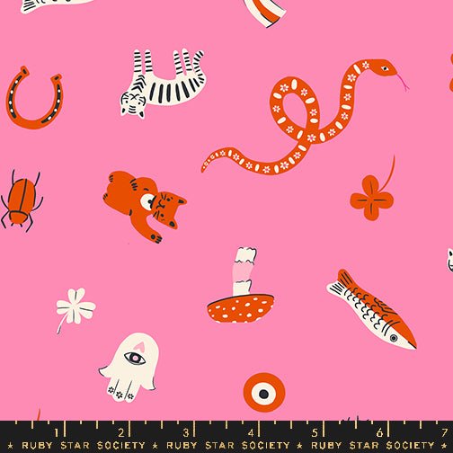 PRE - ORDER ooh Lucky Lucky by Alexia Marcella Abegg - Good Luck RS 4113 13 - Lucky Pink - Half Yard - March 2025 - Modern Fabric Shoppe