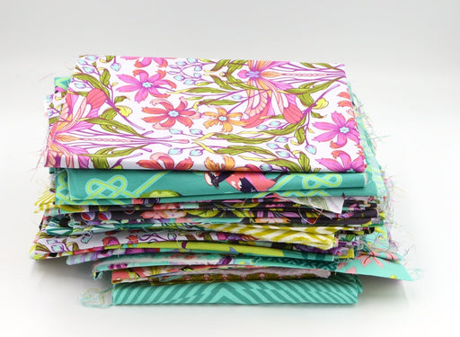 Tula Scrap Bag #18 Moongarden - Modern Fabric Shoppe